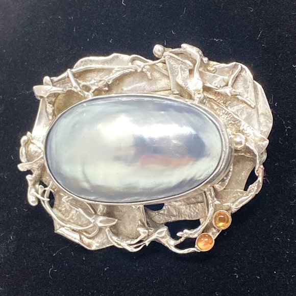 Jewelry - Antique 925 Sterling Silver brooch W/Mother Of Pearl And Amber